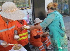 环卫工头条爆料视频,揭秘城市清洁背后的感人故事 第2张 环卫工头条爆料视频,揭秘城市清洁背后的感人故事 第2张